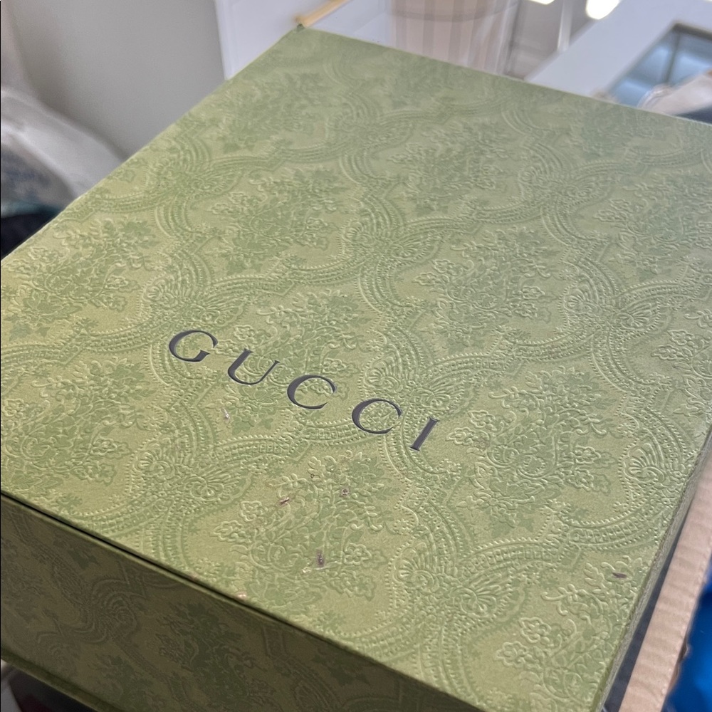 Gucci GG Supreme Belt Bag in Brown and Green - Picture 6 of 7